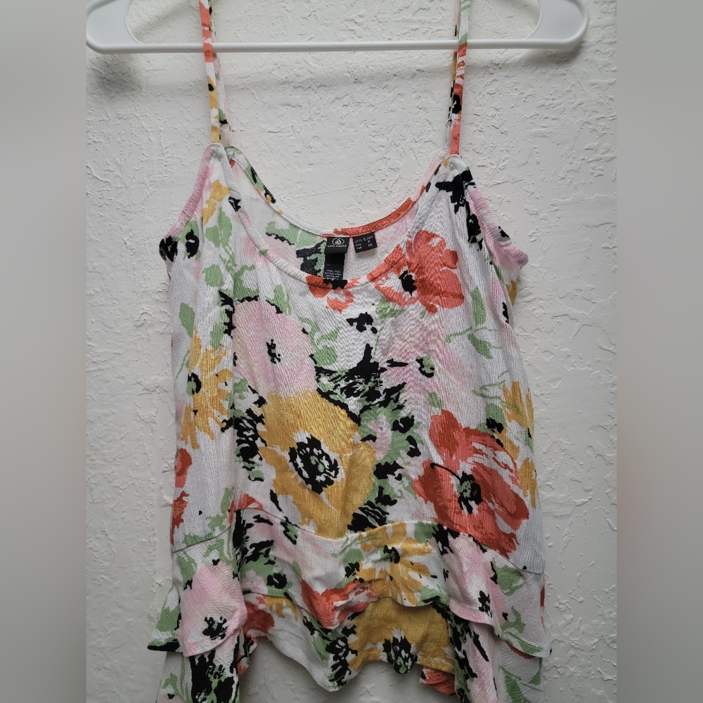 Volcom Spaghetti Strap Ruffled Crop Top Size Small